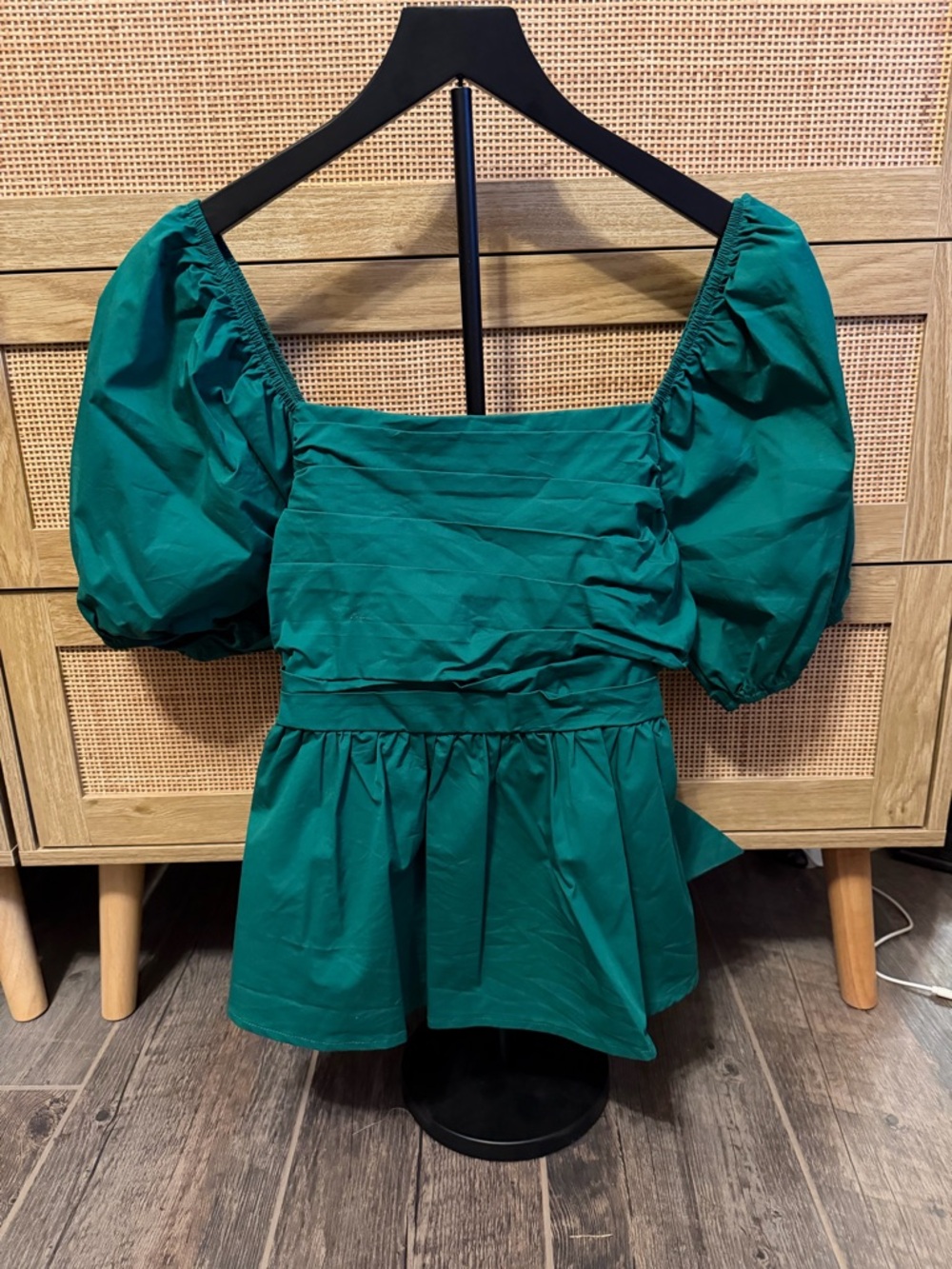 TCEC Emerald Green Puff-Sleeve Peplum Top